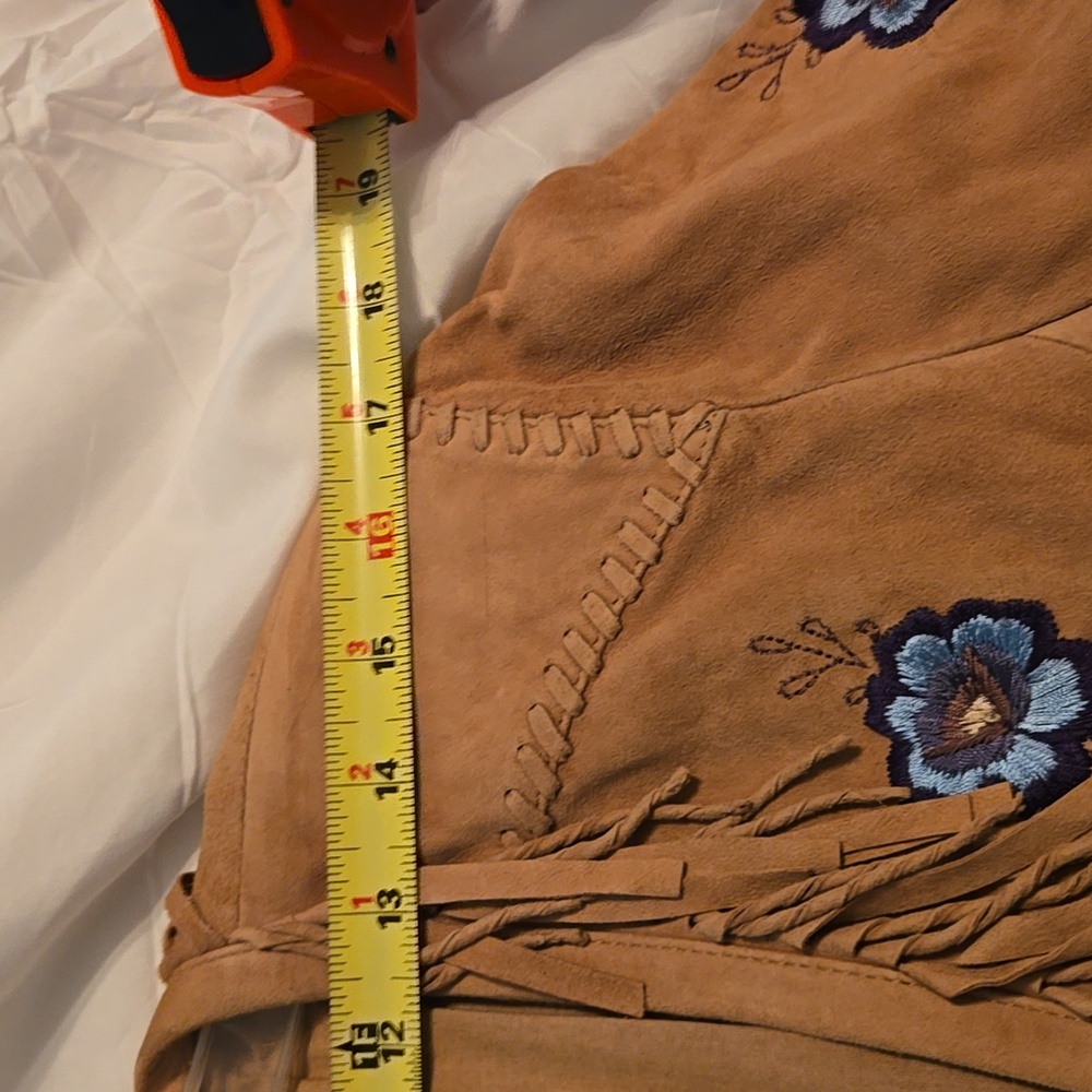 Double D Ranch Beige Leather Jacket with Blue Floral Details - Picture 15 of 16